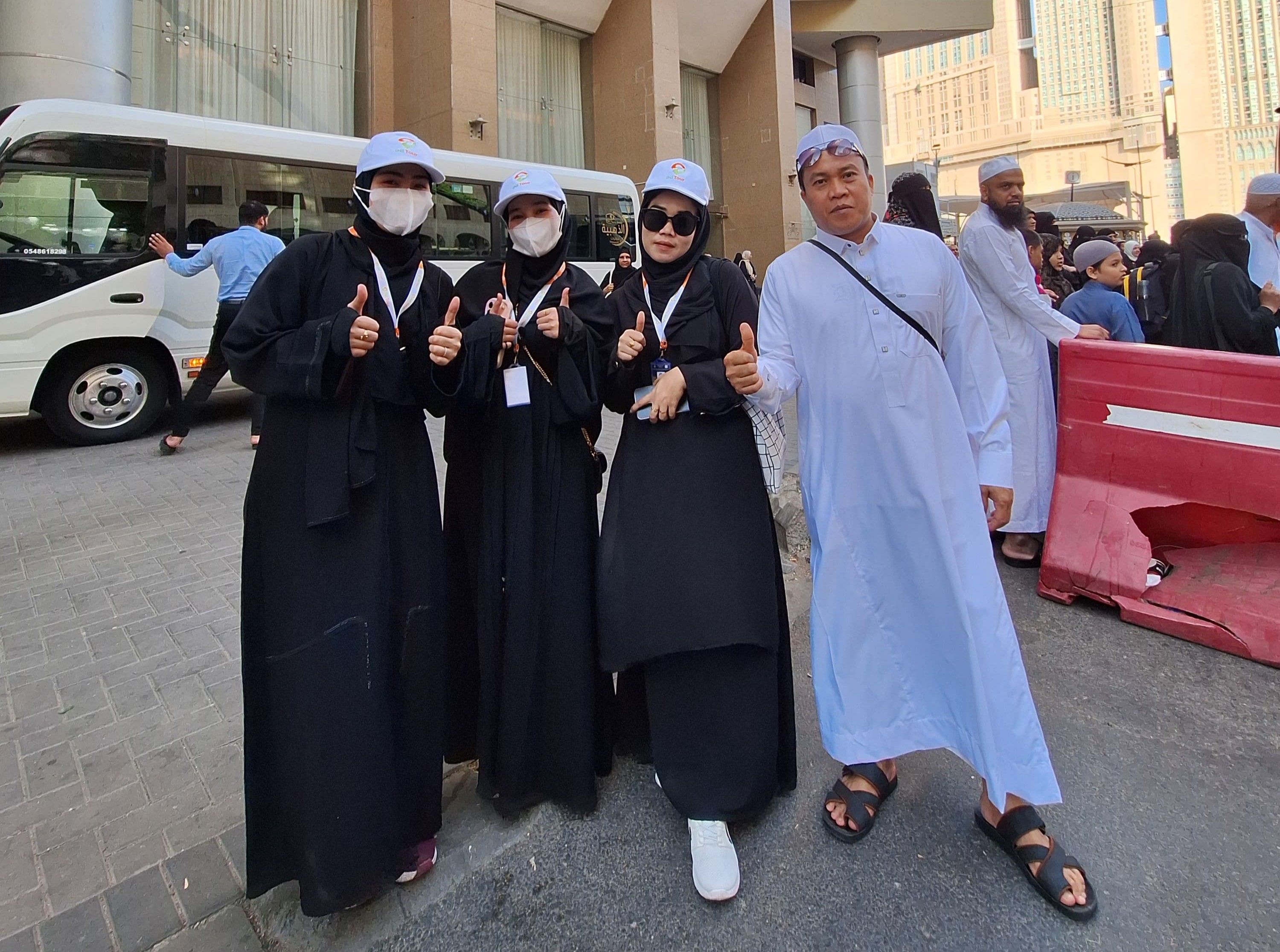  Umrah-Initour002